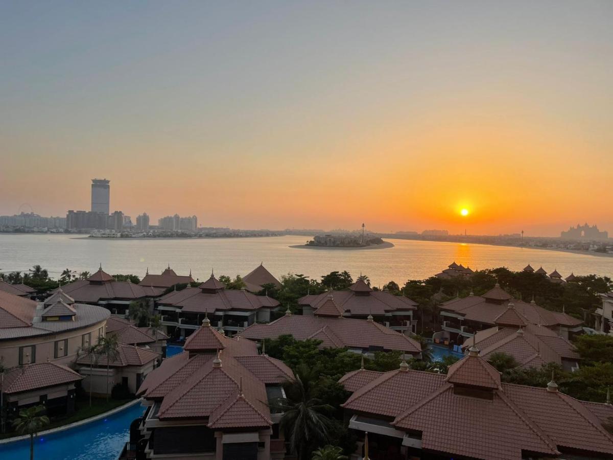 Anantara Hotel Apartment Palm Jumeirah Connected Anantara Hotel Dubai Exteriör bild