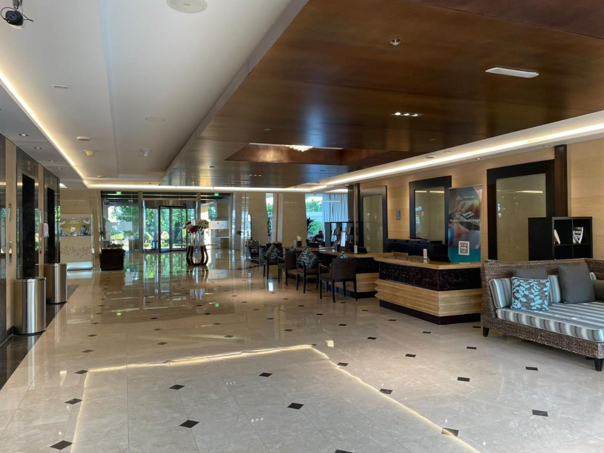 Anantara Hotel Apartment Palm Jumeirah Connected Anantara Hotel Dubai Exteriör bild